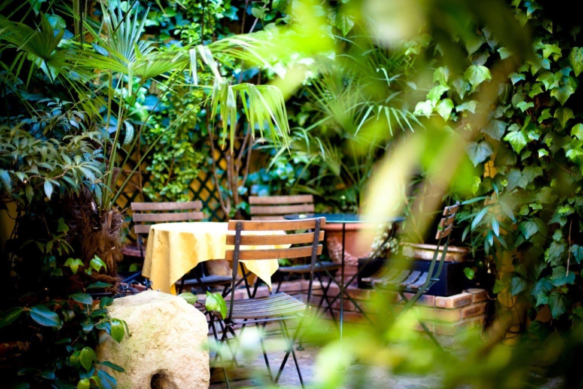 Hotel De La Tulipe Paris Restaurante foto